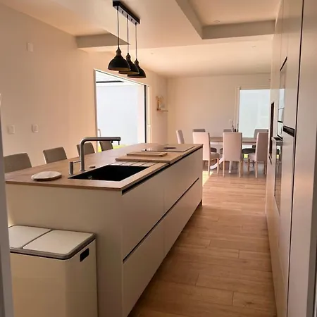 Contemporaine Pres Des Plages Du Cotentin Saint-Germain-sur-Ay