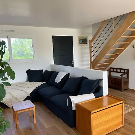 Contemporaine Pres Des Plages Du Cotentin *